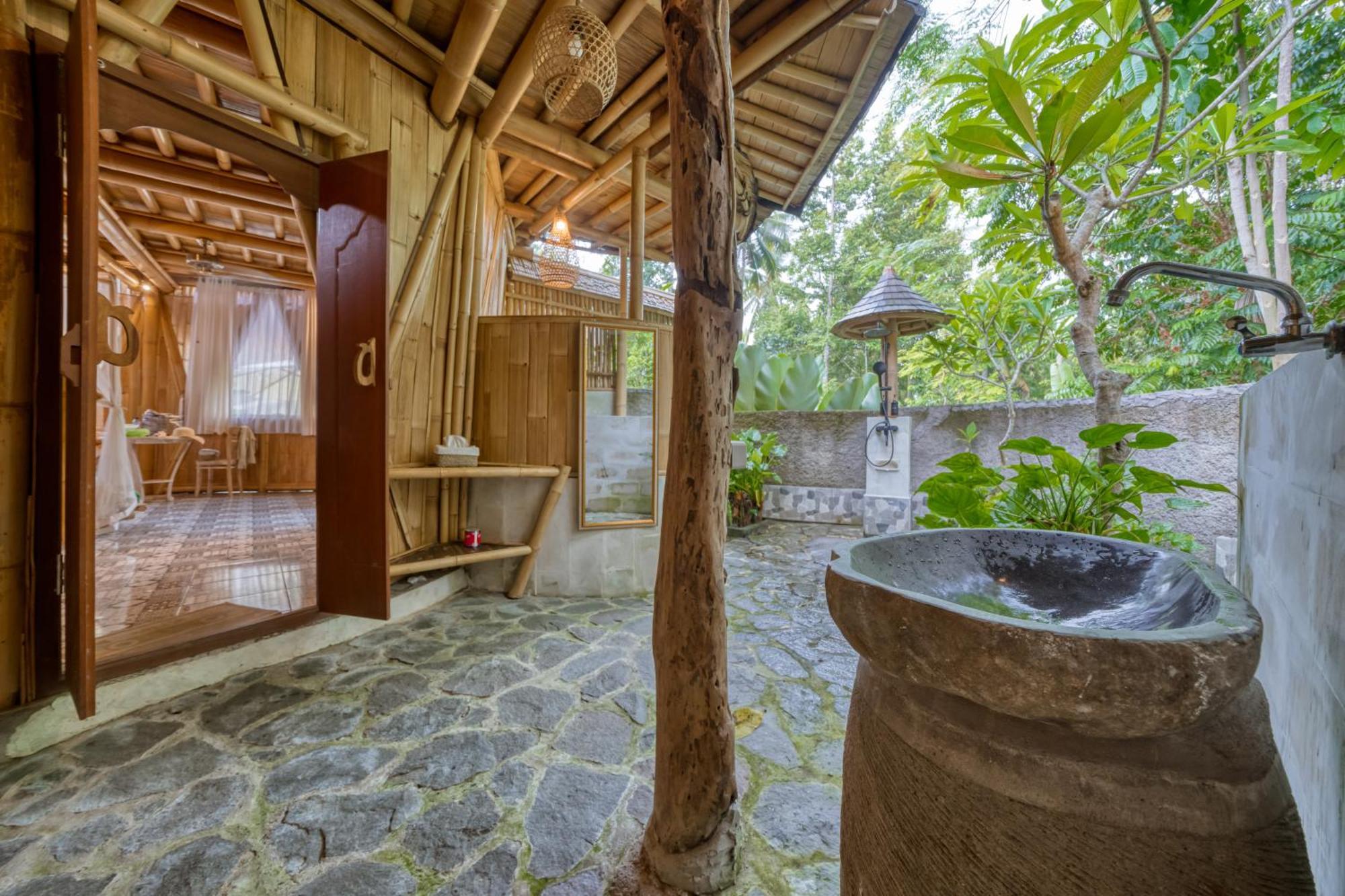 Bamboo Cabin Sanctuary By Nusantara Hospitality Убуд Екстериор снимка